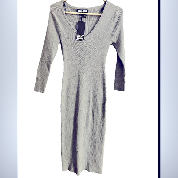 DKNY Gray Knit Form Fitting Midi V Neck Sweater Dress 3/4 Sleeves Size M NWT - Picture 1 of 7